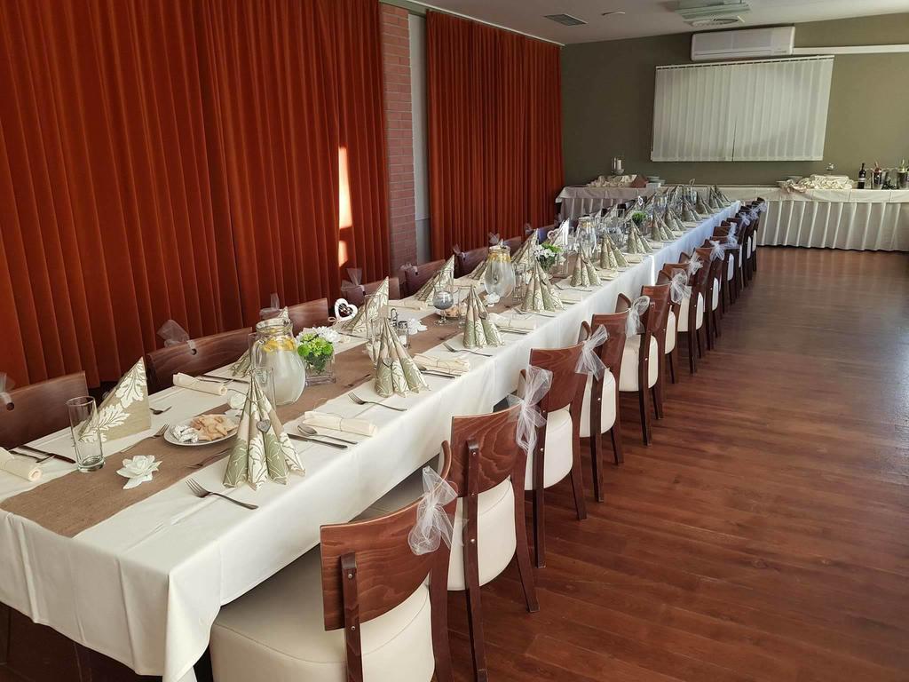 Hotel S-Centrum Benesov  Eksteriør bilde