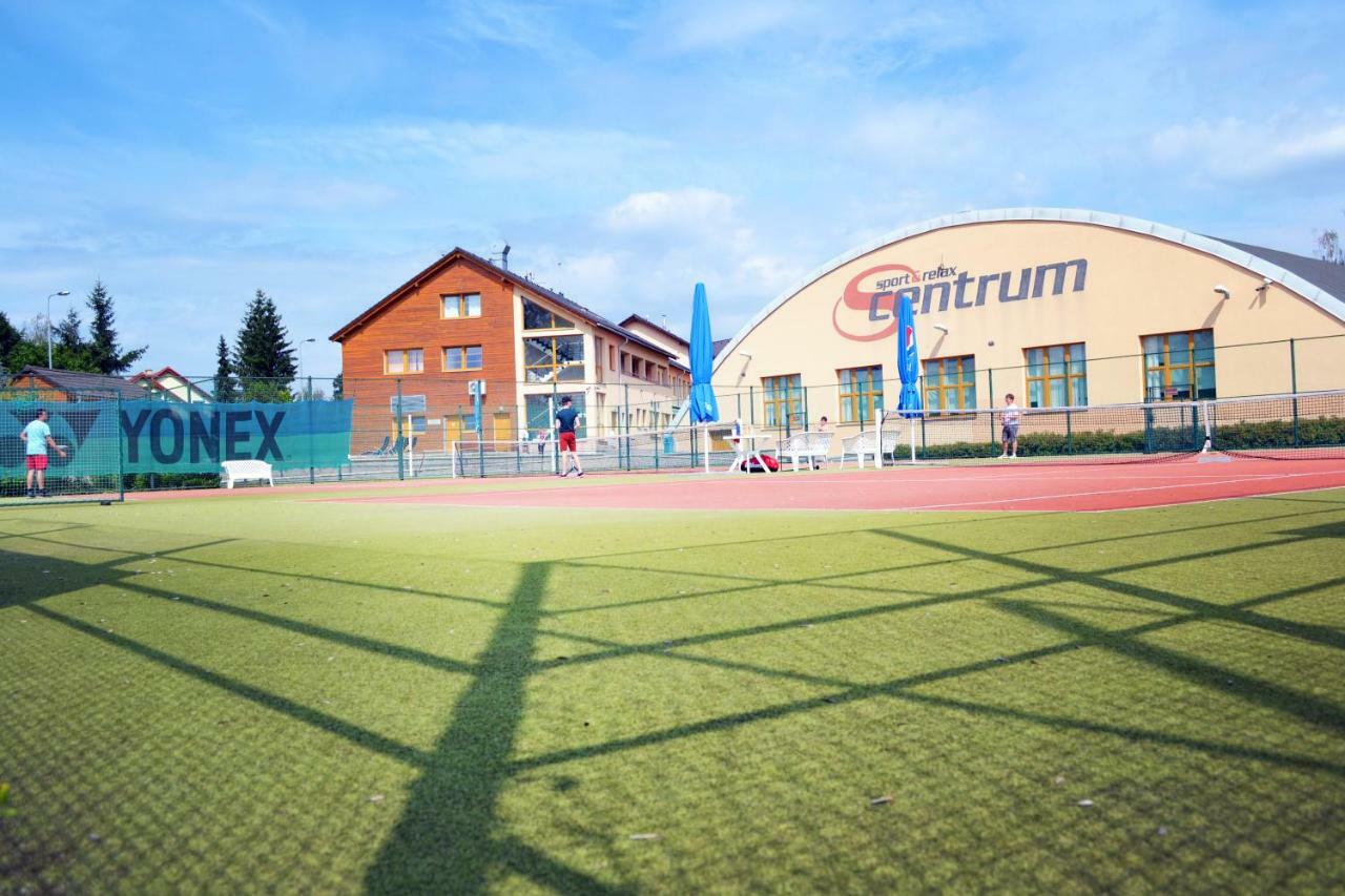 Hotel S-Centrum Benesov  Eksteriør bilde